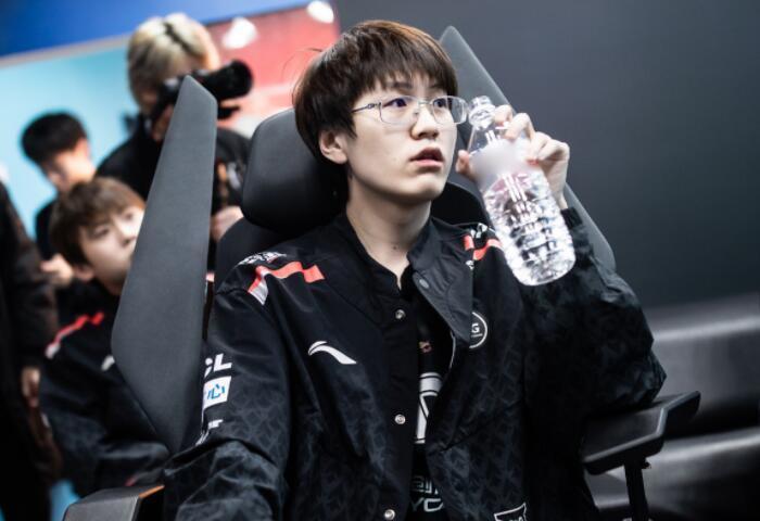 劃與球員技 劃與球員技