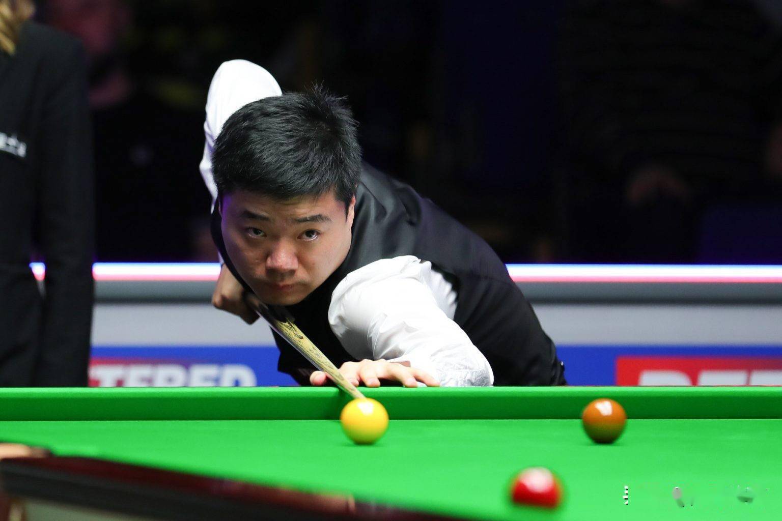 社交平台上 社交平台上