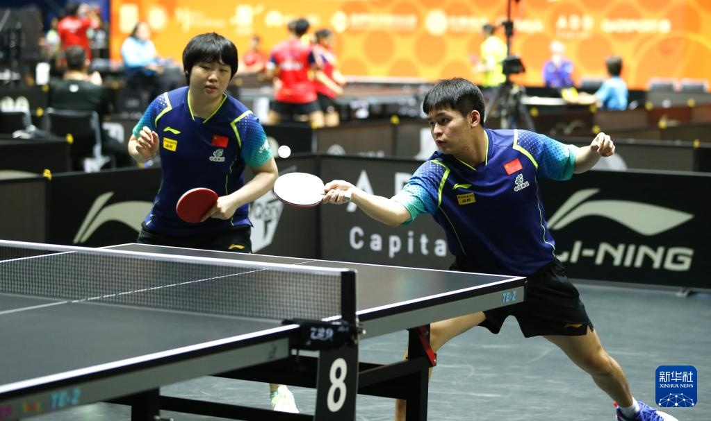 社交平台上 社交平台上