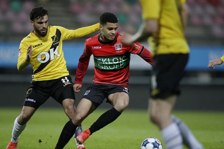 深领袖之间 深领袖之间