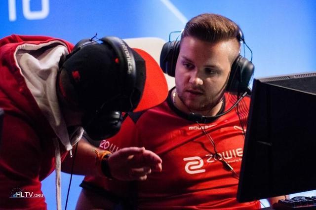 还是在首发 还是在首发